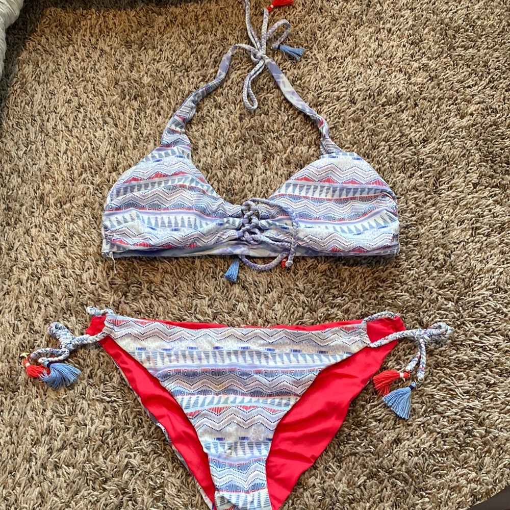 Reversible Victoria’s Secret bikini
